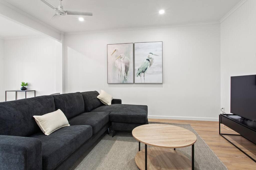 ポートリンカーンWaterfront Townhouse - Picturesque Marina Viewsアパートメント エクステリア 写真